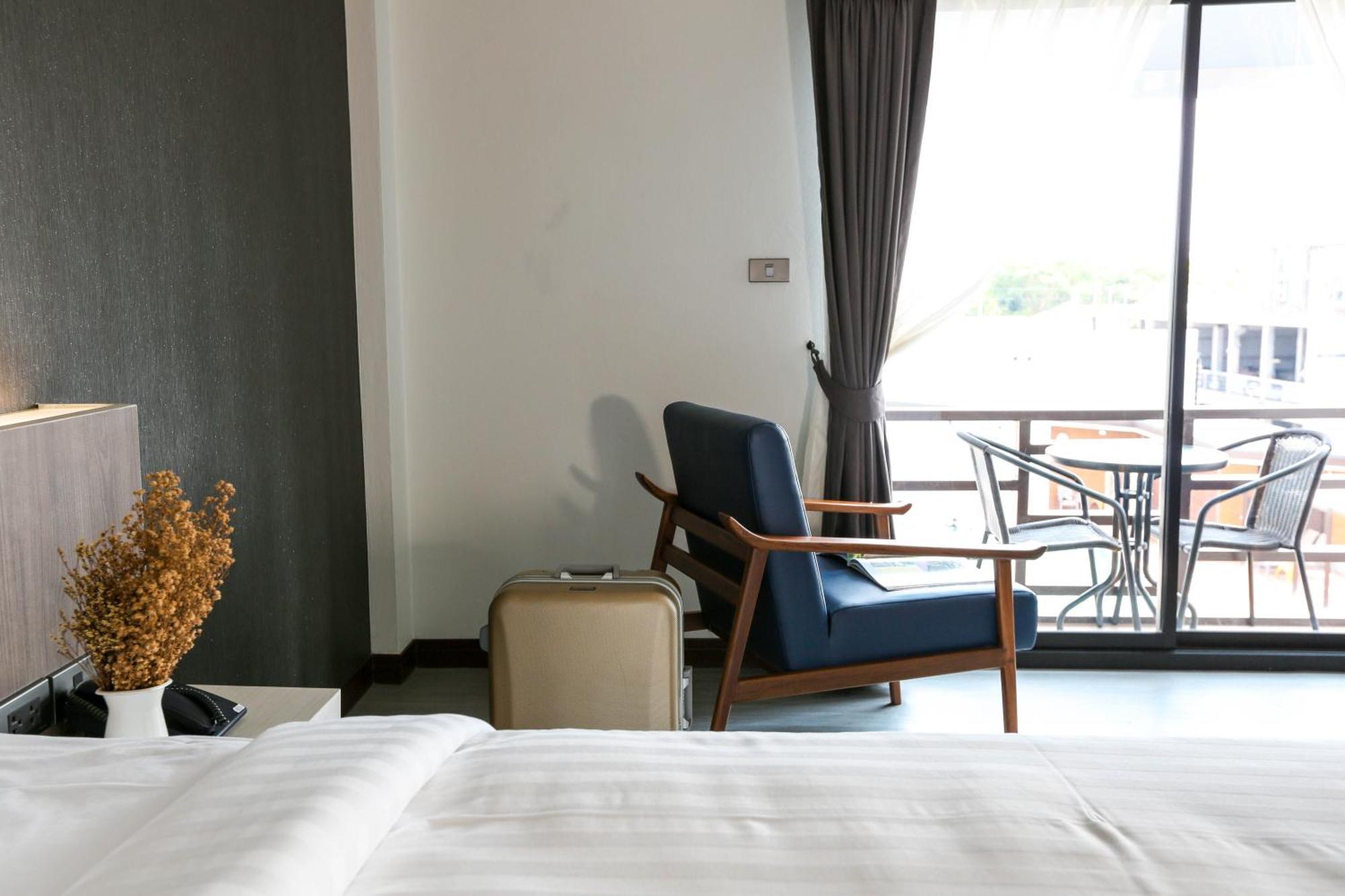 Socool Grand Hotel Nang Rong Dış mekan fotoğraf