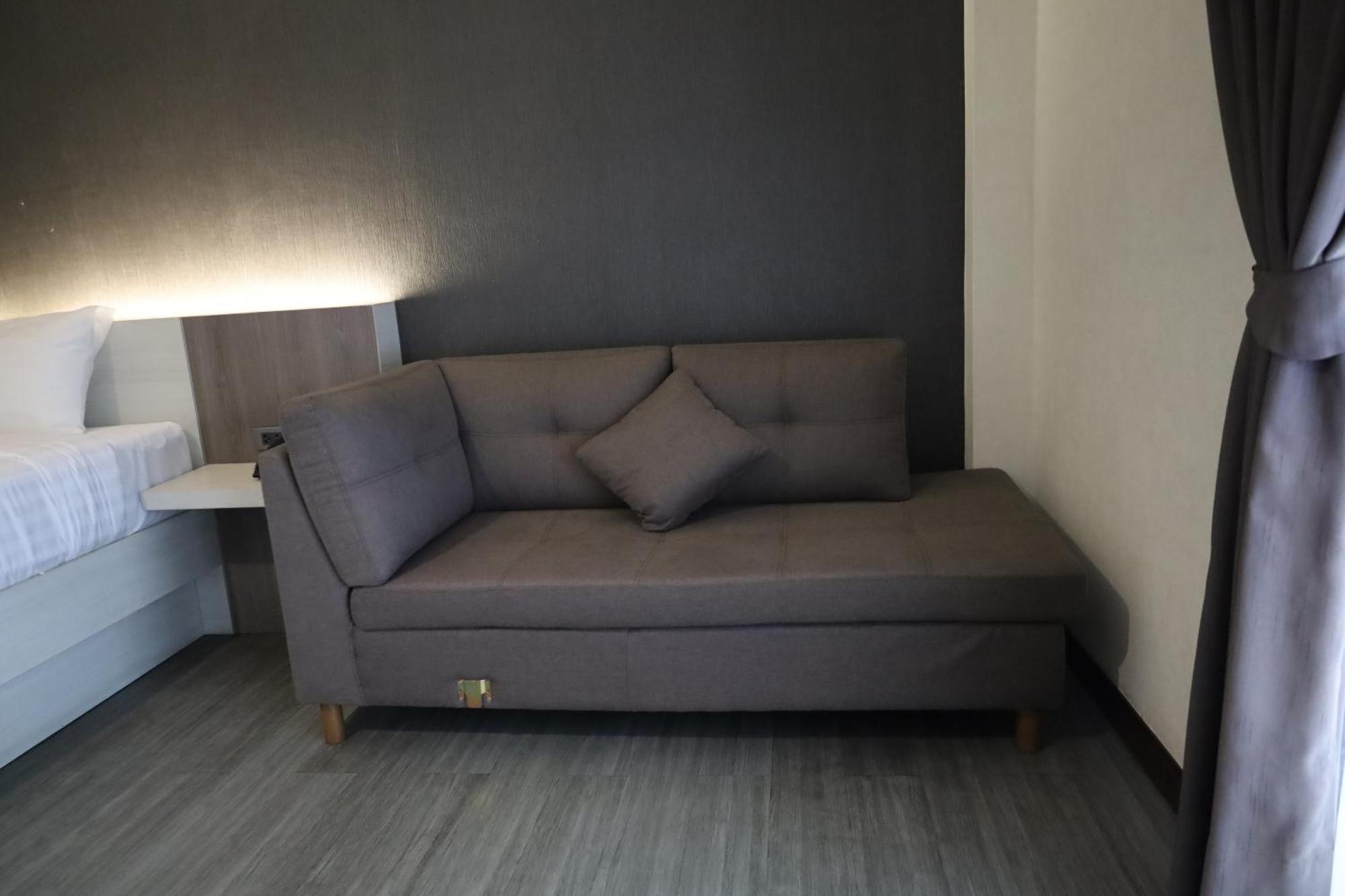 Socool Grand Hotel Nang Rong Dış mekan fotoğraf