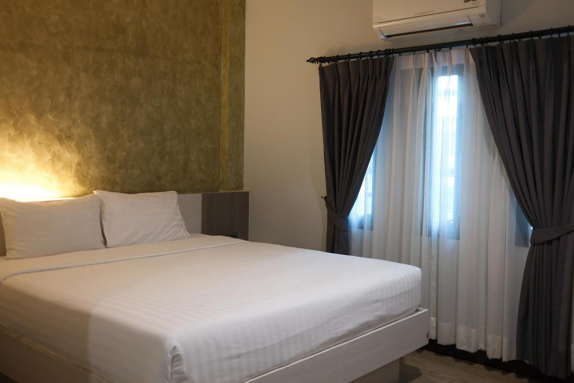 Socool Grand Hotel Nang Rong Dış mekan fotoğraf